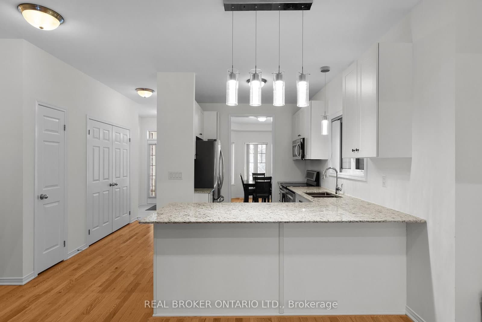 3317 Summerhill Way thumbnail 10