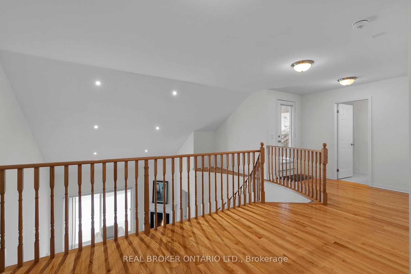 3317 Summerhill Way thumbnail 15