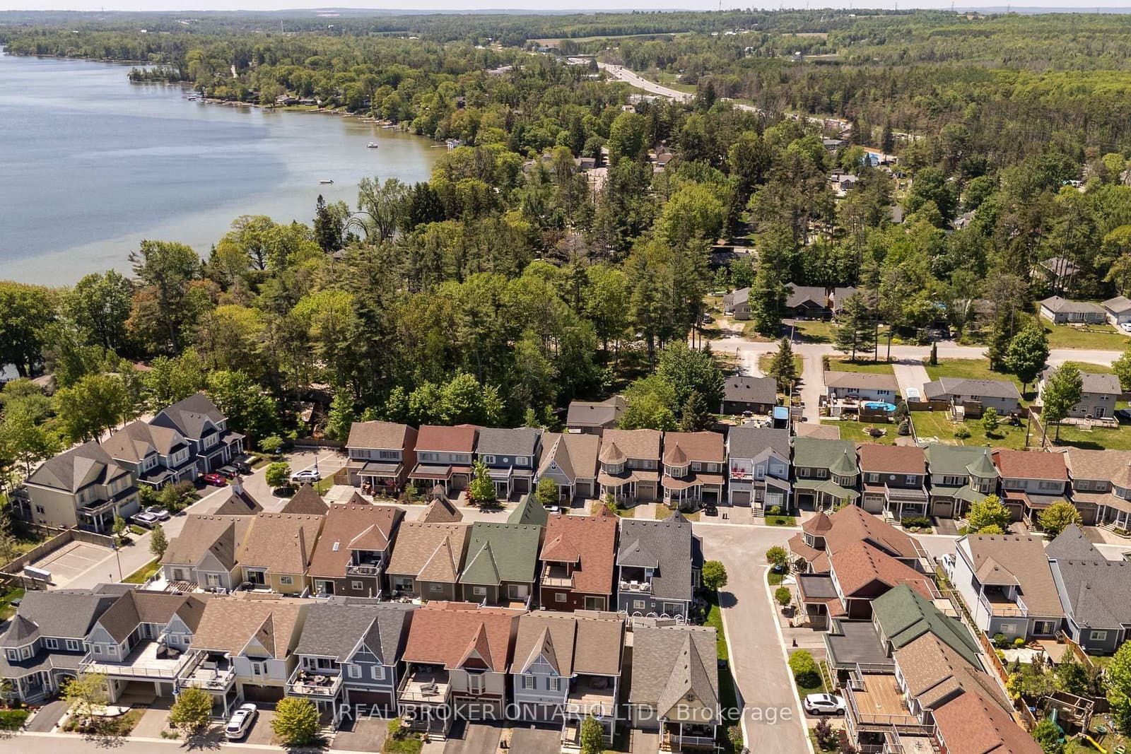 3317 Summerhill Way thumbnail 34