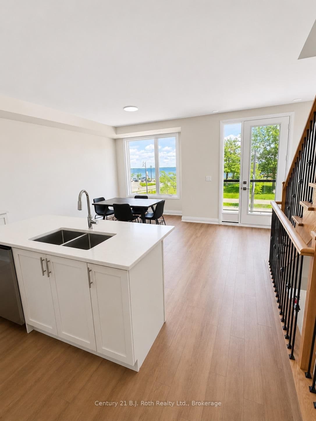 81 Lightfoot Drive thumbnail 4