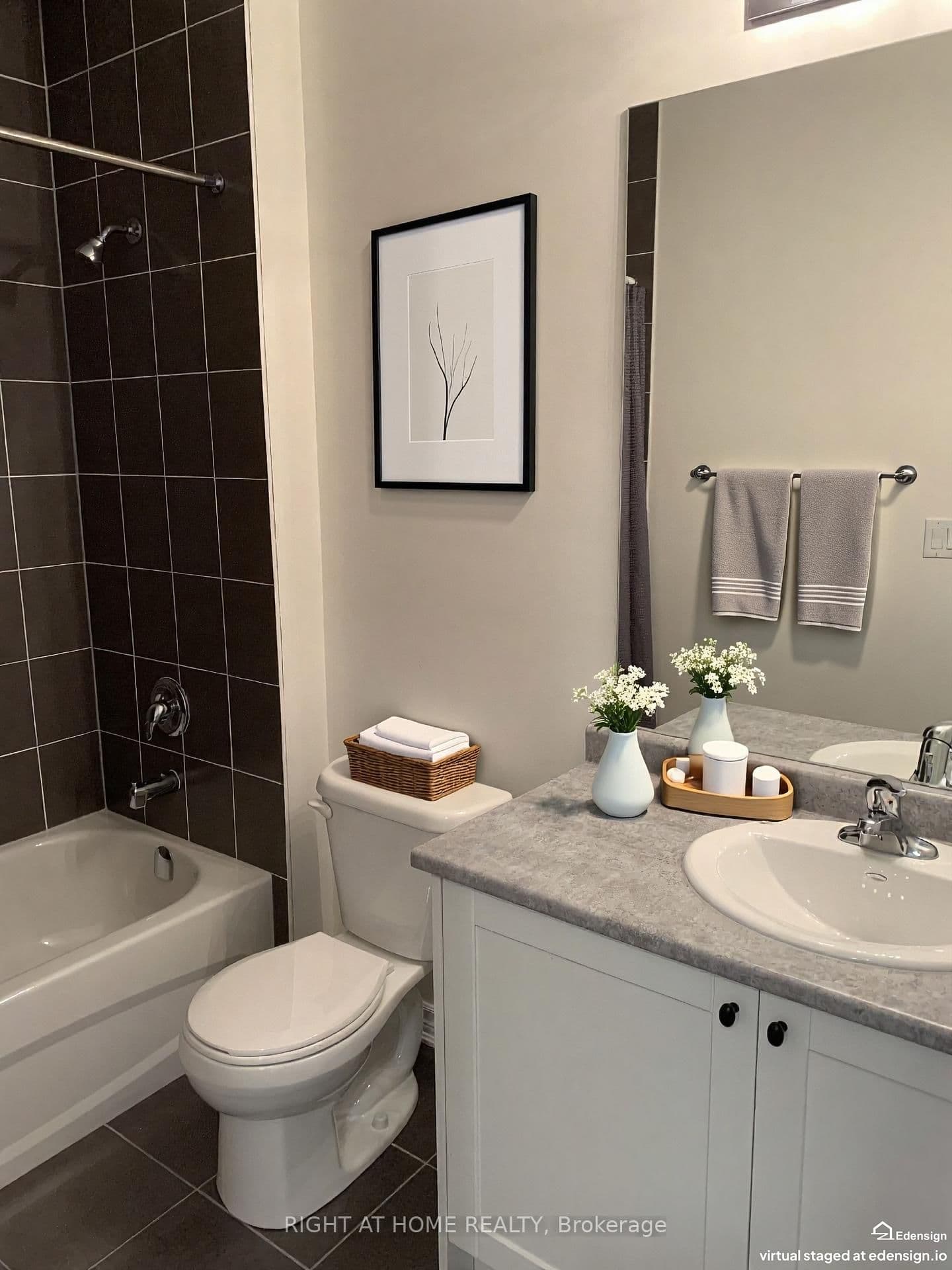 39 Farwell Avenue thumbnail 7