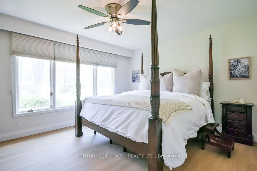 1078 Sunnidale Road thumbnail 15
