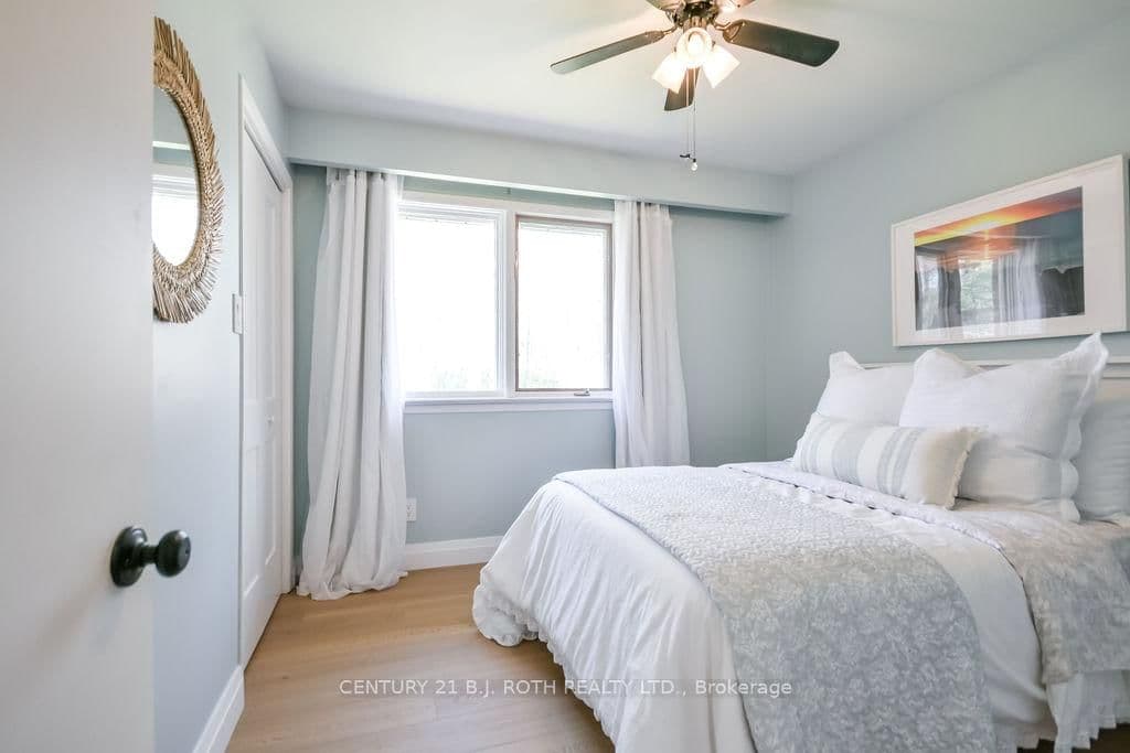 1078 Sunnidale Road thumbnail 20