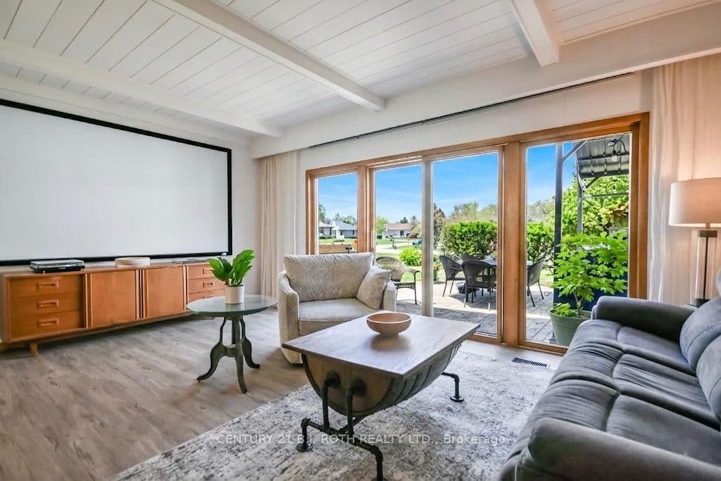 1078 Sunnidale Road thumbnail 23