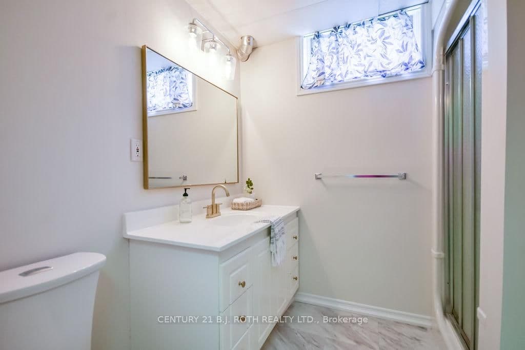 1078 Sunnidale Road thumbnail 36