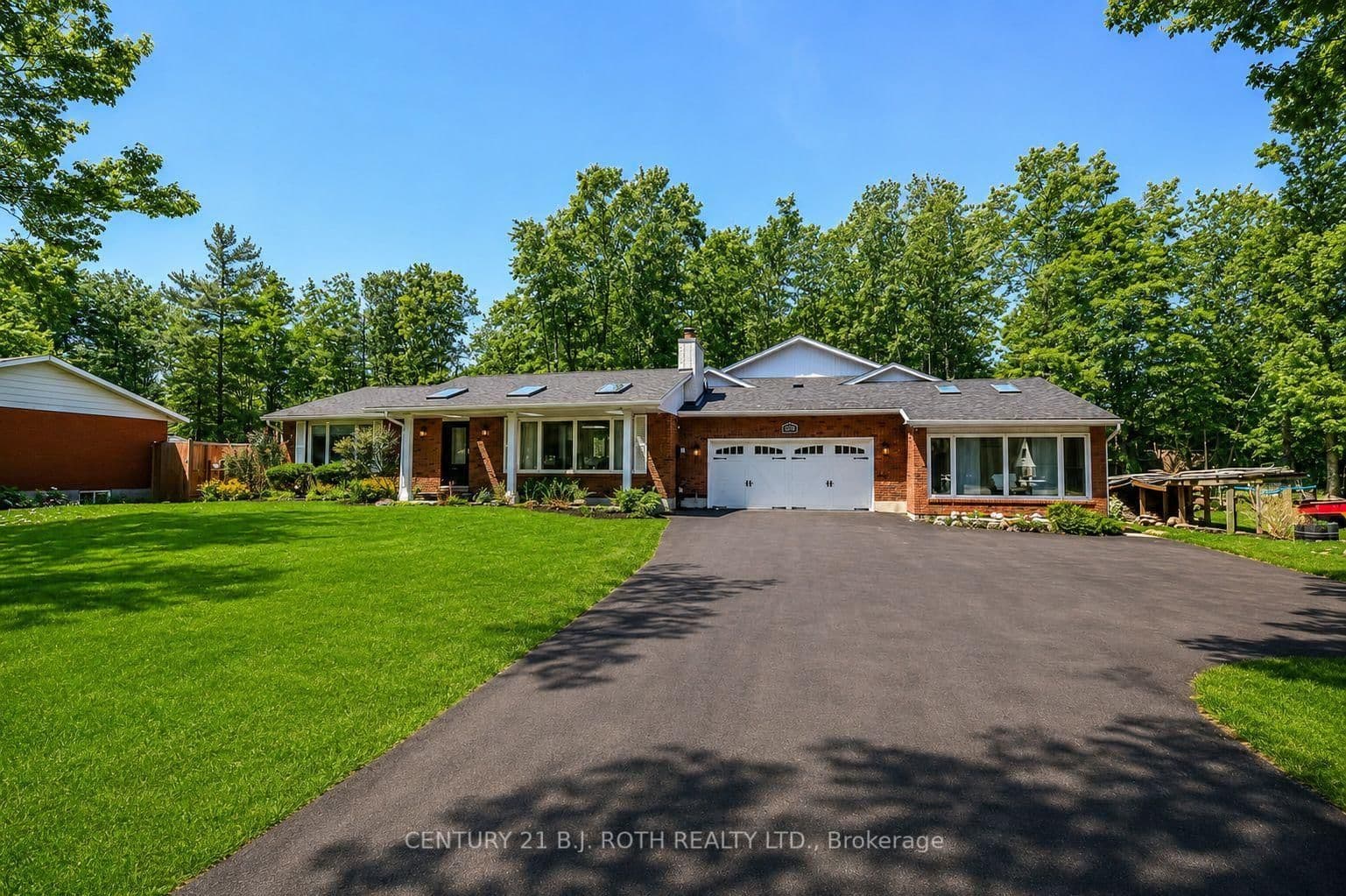 1078 Sunnidale Road thumbnail 45