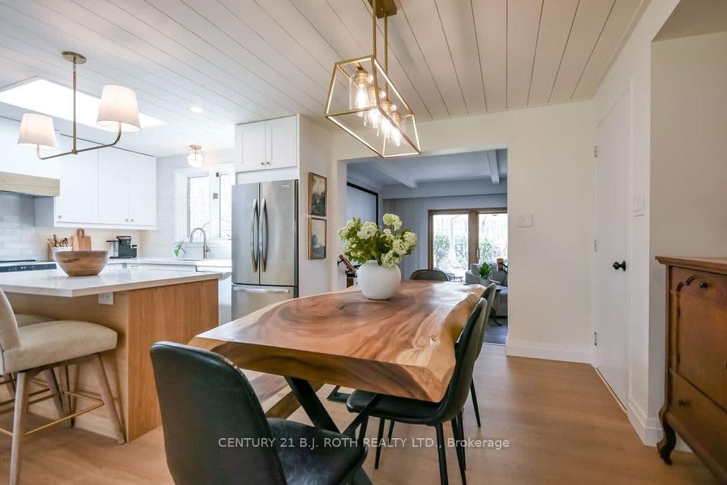 1078 Sunnidale Road thumbnail 7