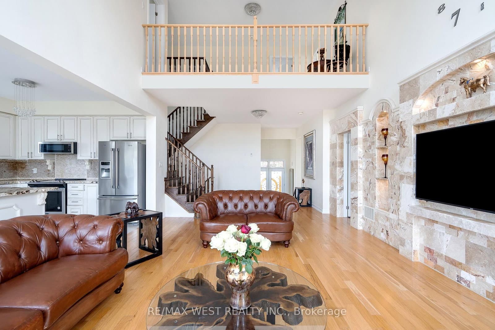 121 Allegra Drive thumbnail 9