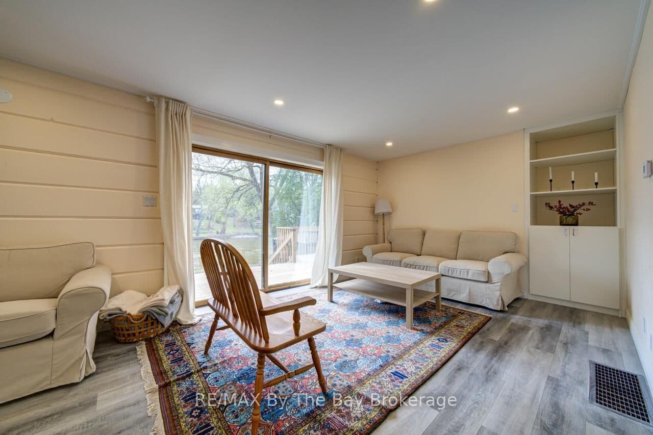 646 Oxbow Park Drive thumbnail 12