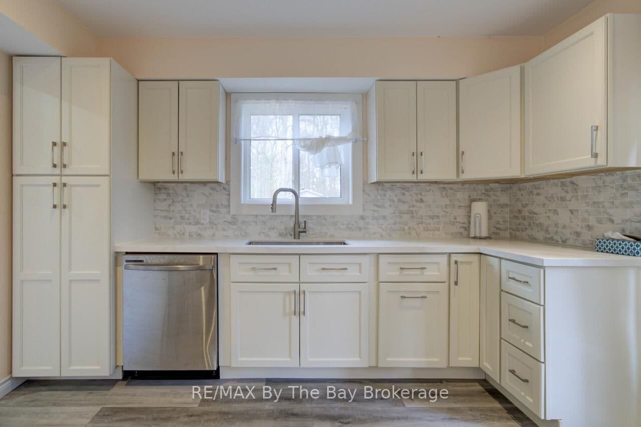 646 Oxbow Park Drive thumbnail 19