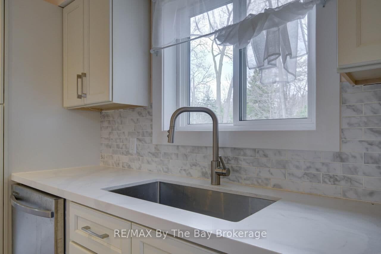 646 Oxbow Park Drive thumbnail 21