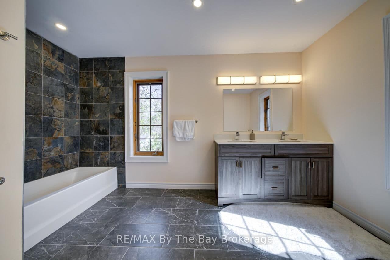 646 Oxbow Park Drive thumbnail 38