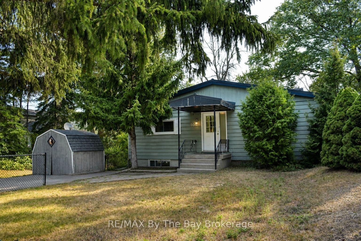 103 Sunnidale Road S - Image 1