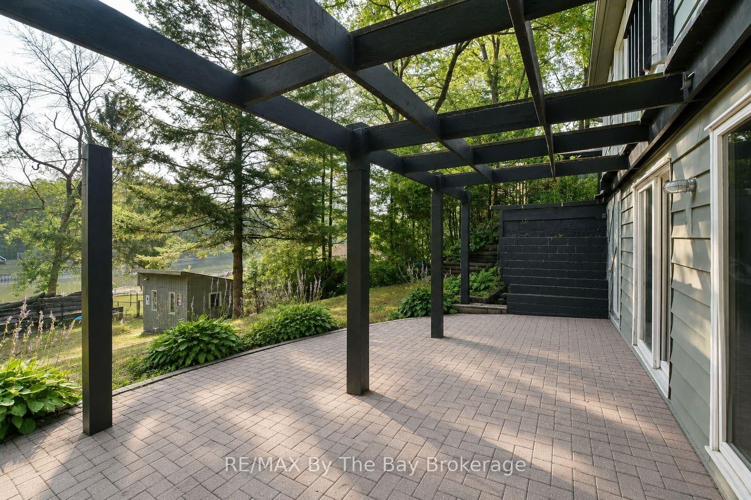 103 Sunnidale Road S thumbnail 25