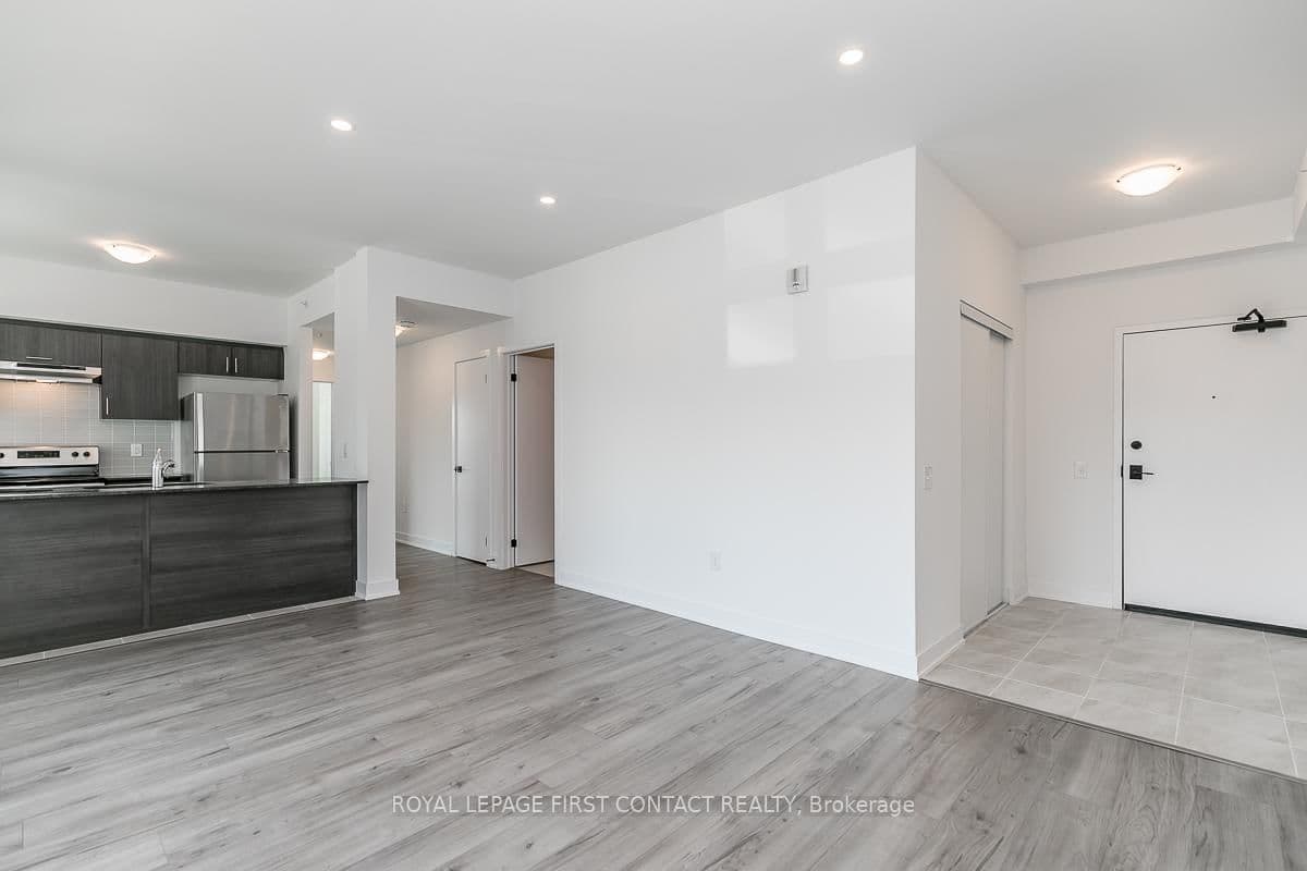 8 Culinary Lane, Unit 101 thumbnail 2