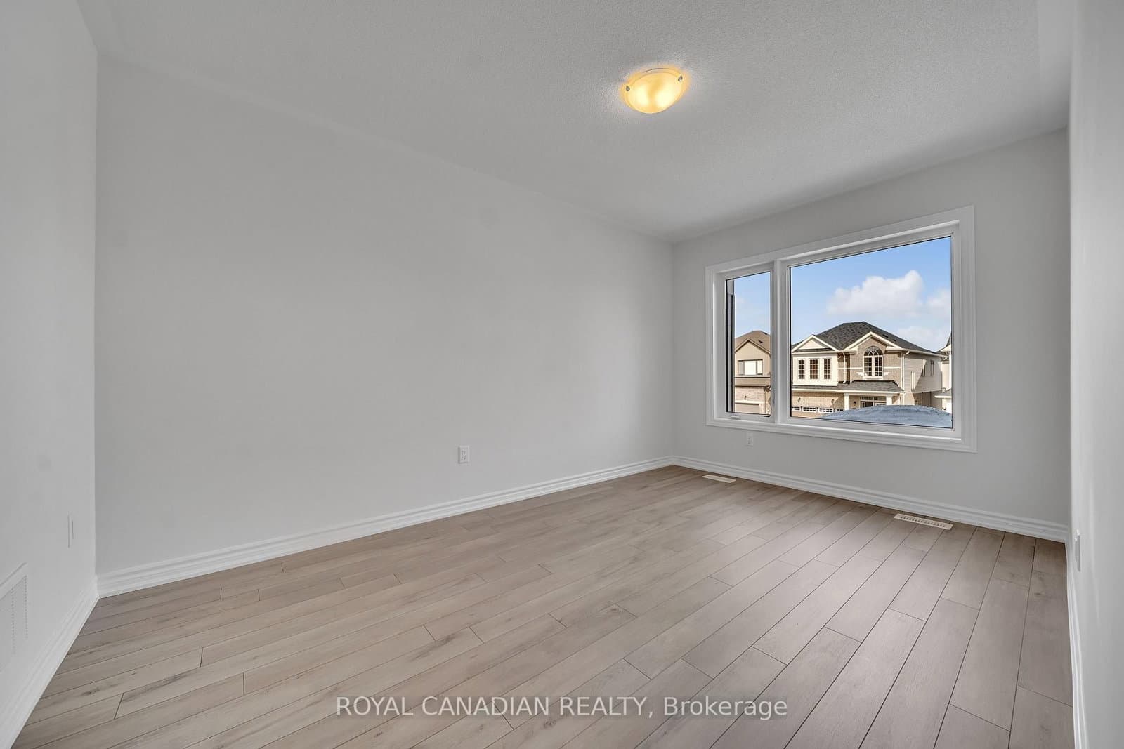 21 Tamworth Terrace thumbnail 32