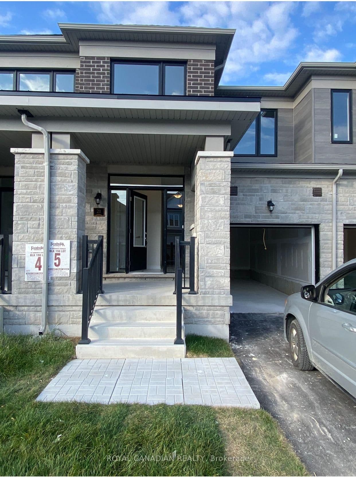 21 Tamworth Terrace thumbnail 4