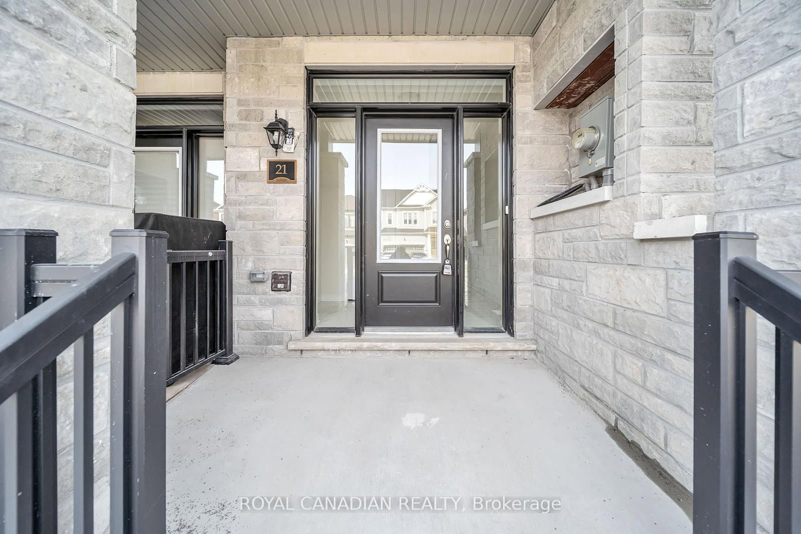 21 Tamworth Terrace thumbnail 5