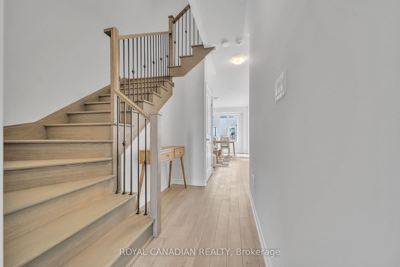 21 Tamworth Terrace thumbnail 8