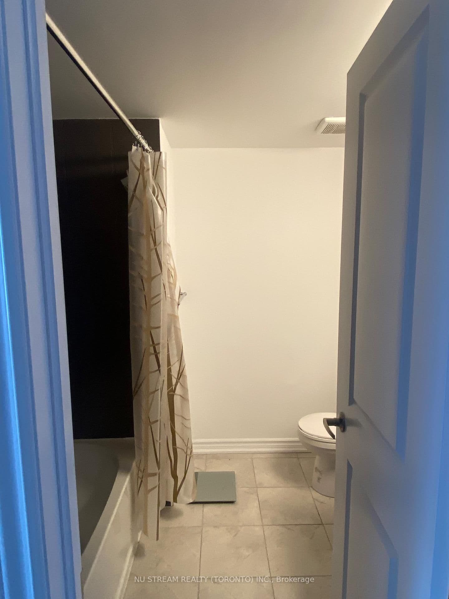 9 Hay Lane, Unit 3 thumbnail 10