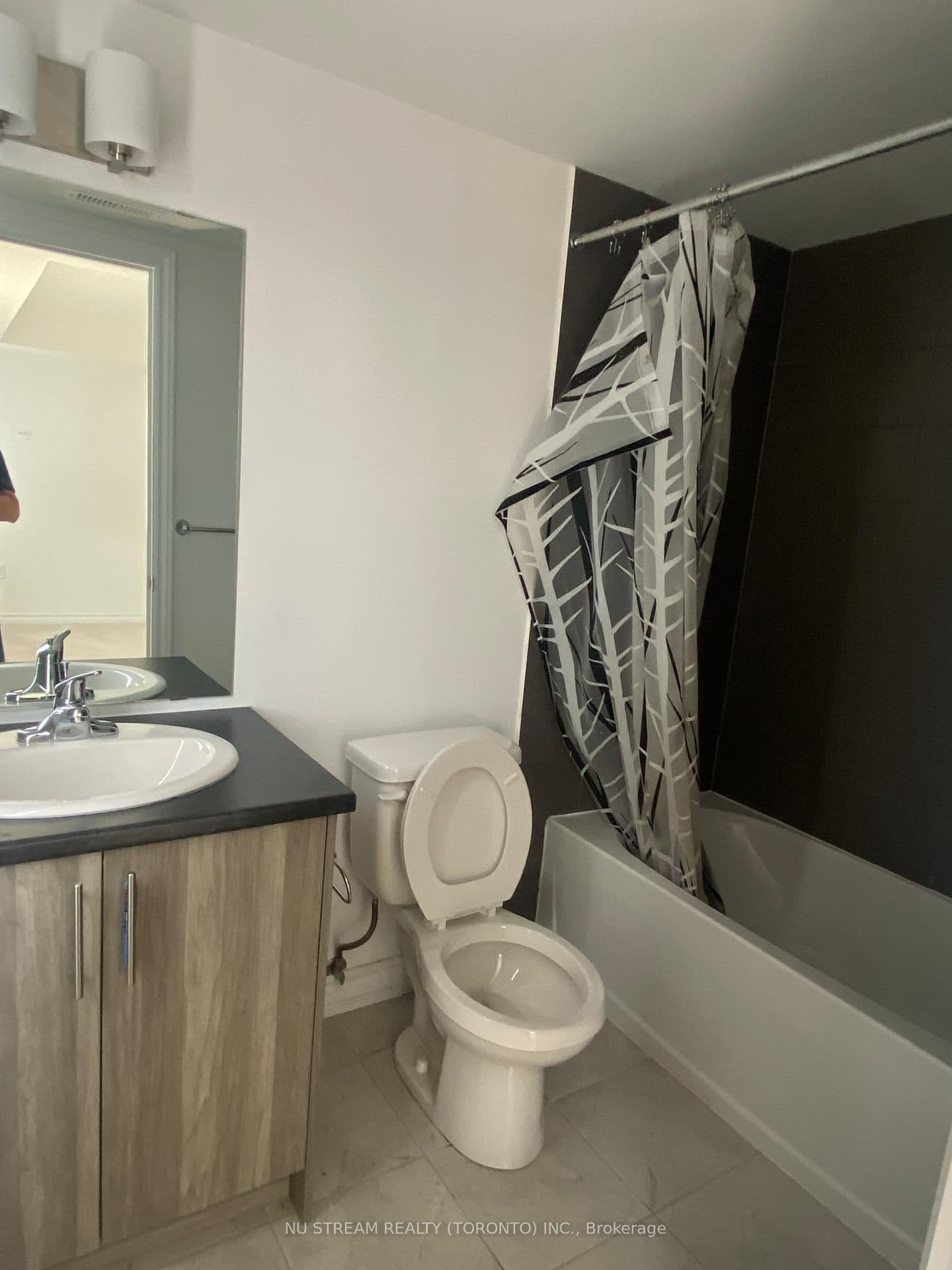 9 Hay Lane, Unit 3 thumbnail 13