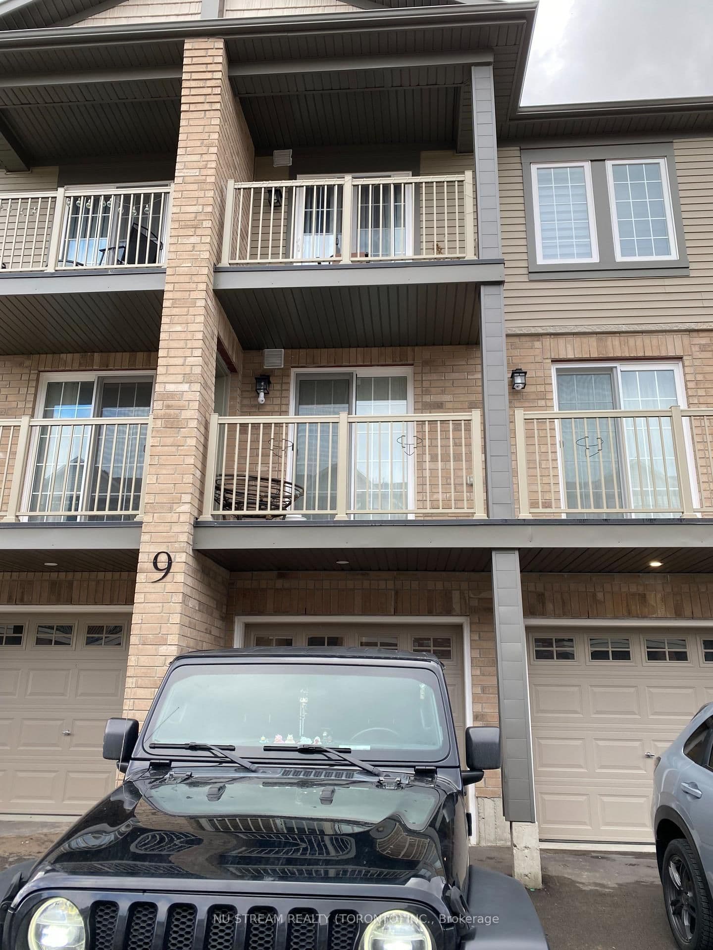 9 Hay Lane, Unit 4 - Image 1