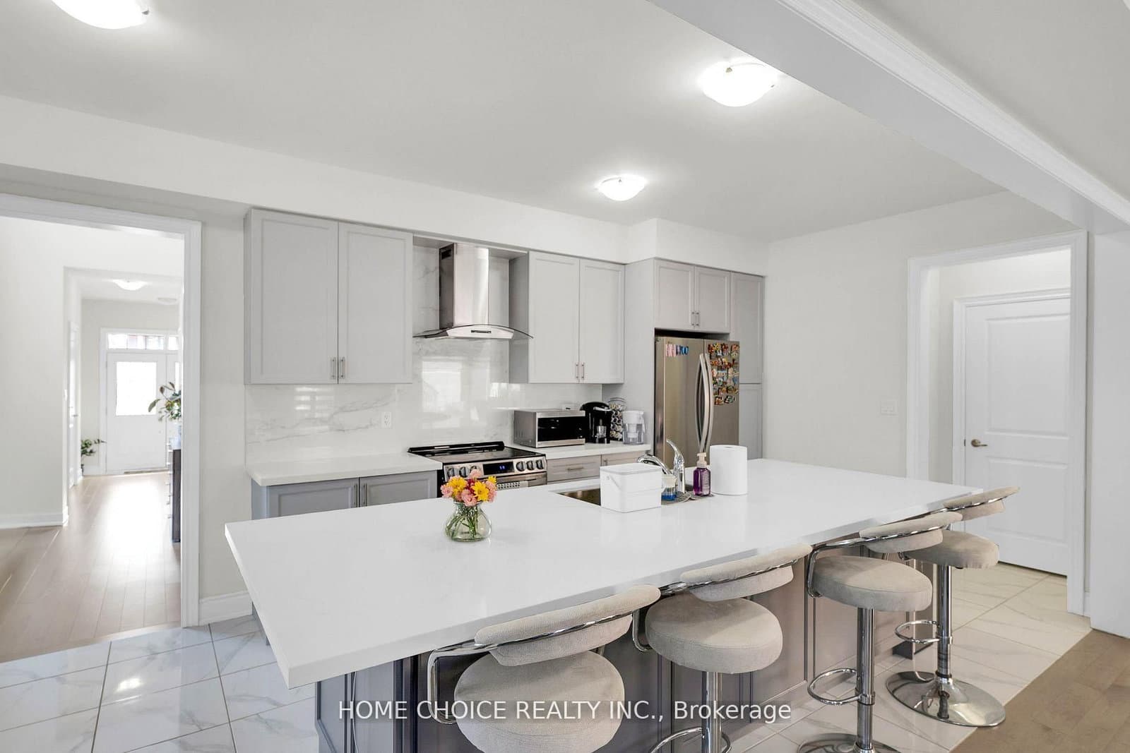 22 Ludlow Drive E thumbnail 11