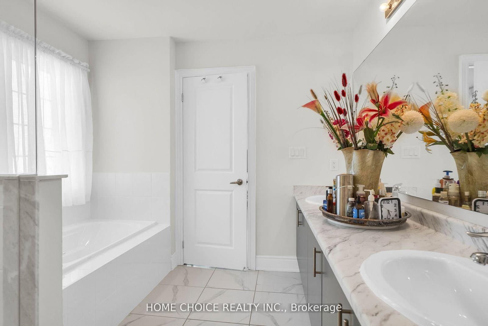22 Ludlow Drive E thumbnail 32