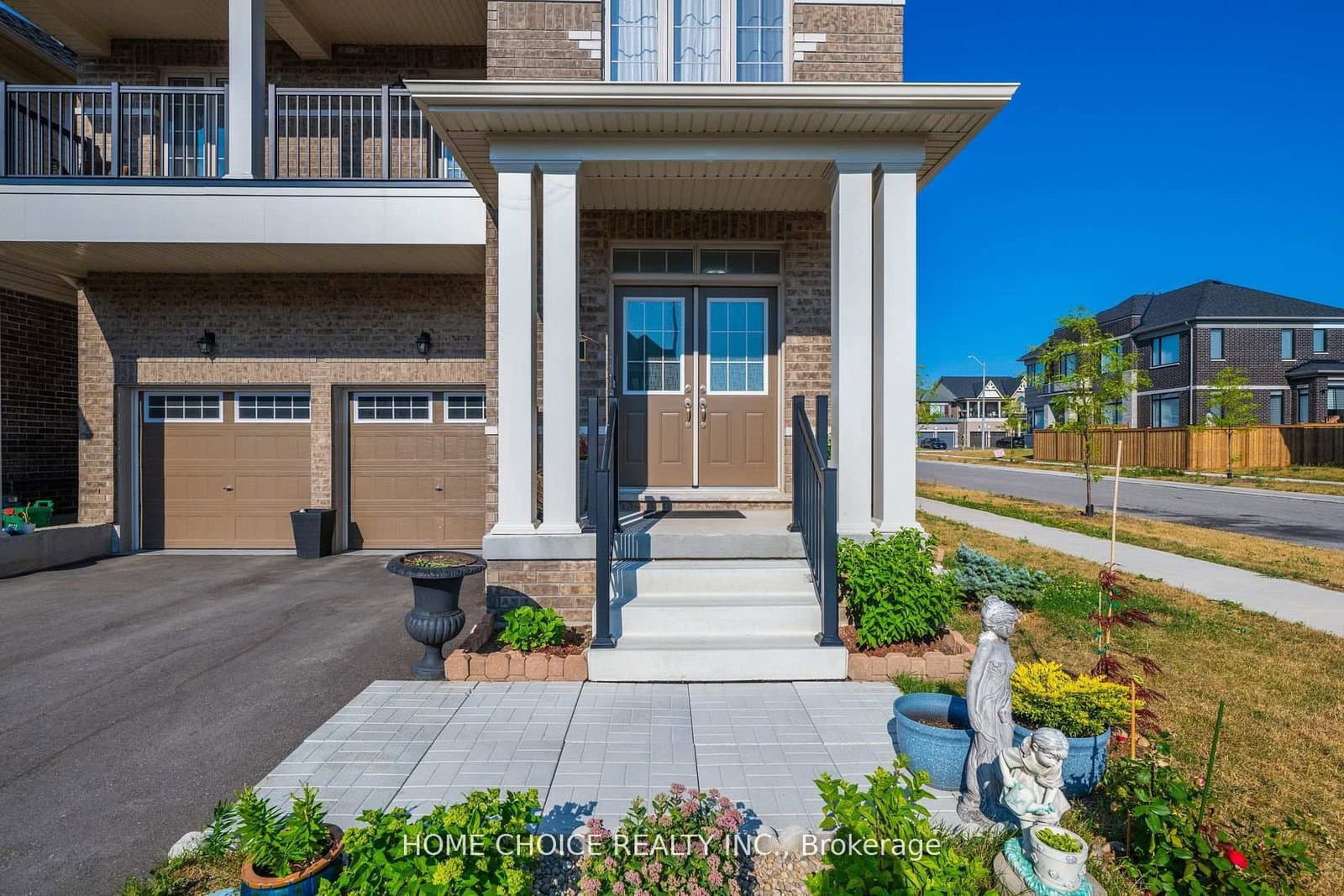 22 Ludlow Drive E thumbnail 5