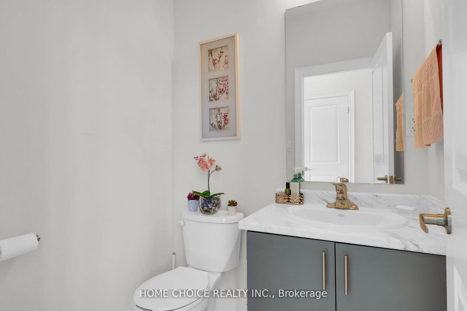22 Ludlow Drive E thumbnail 8
