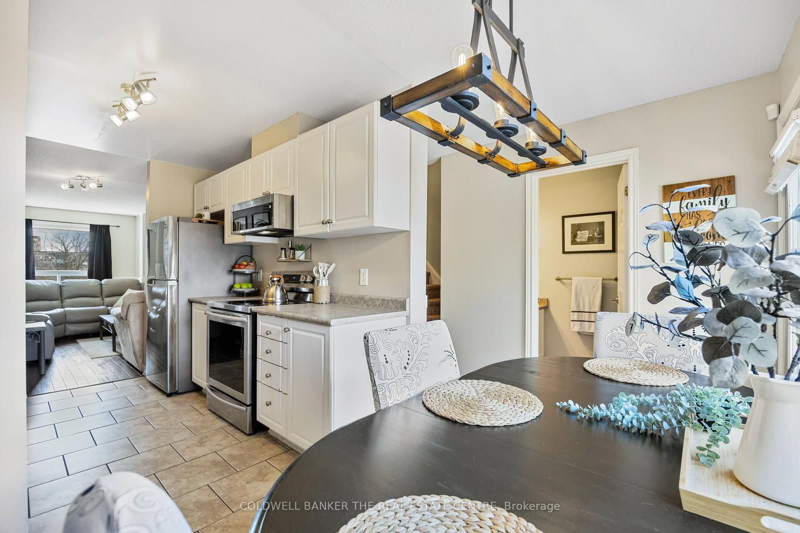 234 Cundles Road E, Unit 10 thumbnail 9