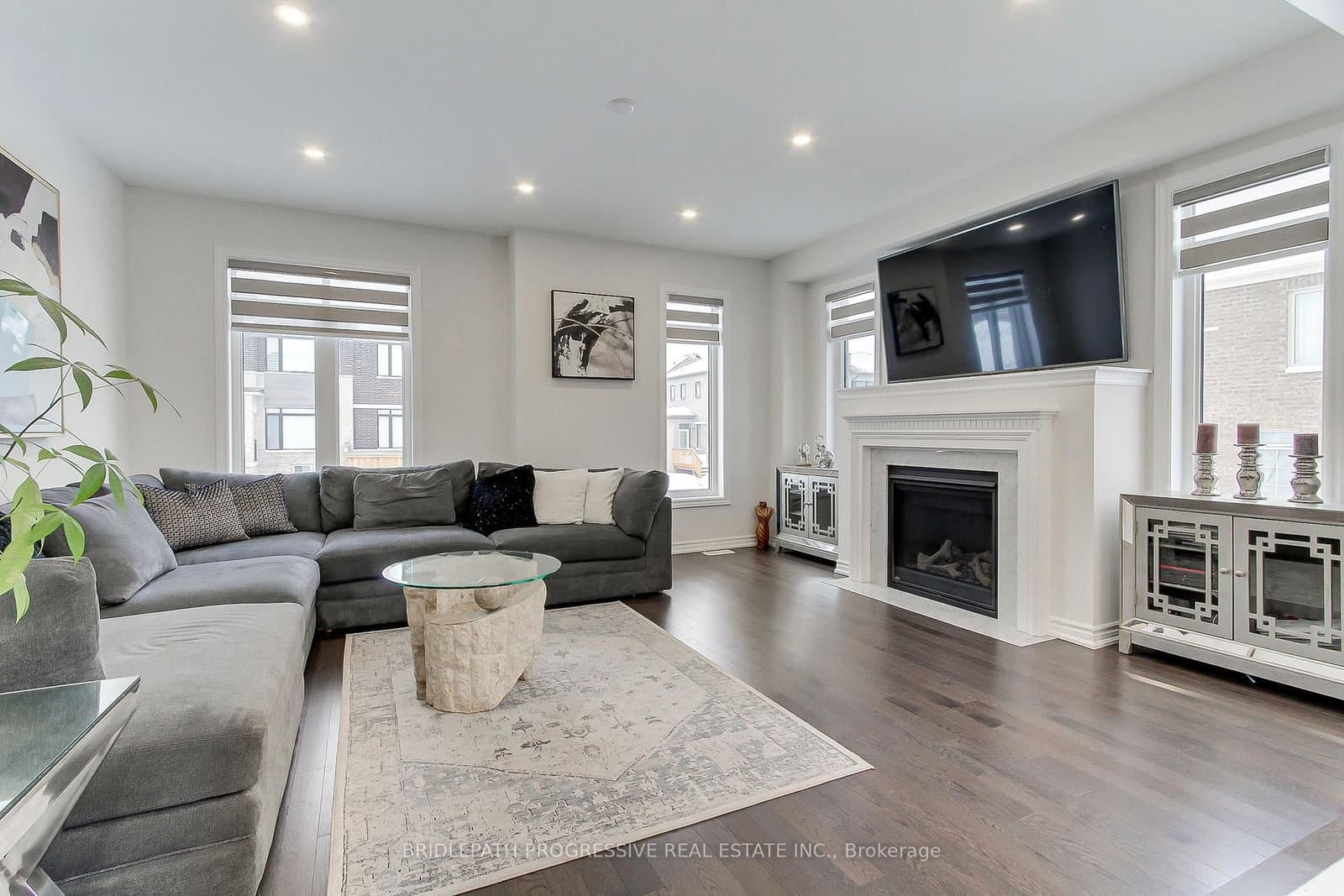 145 Terry Fox Drive thumbnail 15