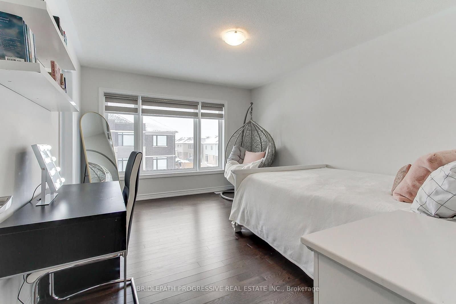 145 Terry Fox Drive thumbnail 19
