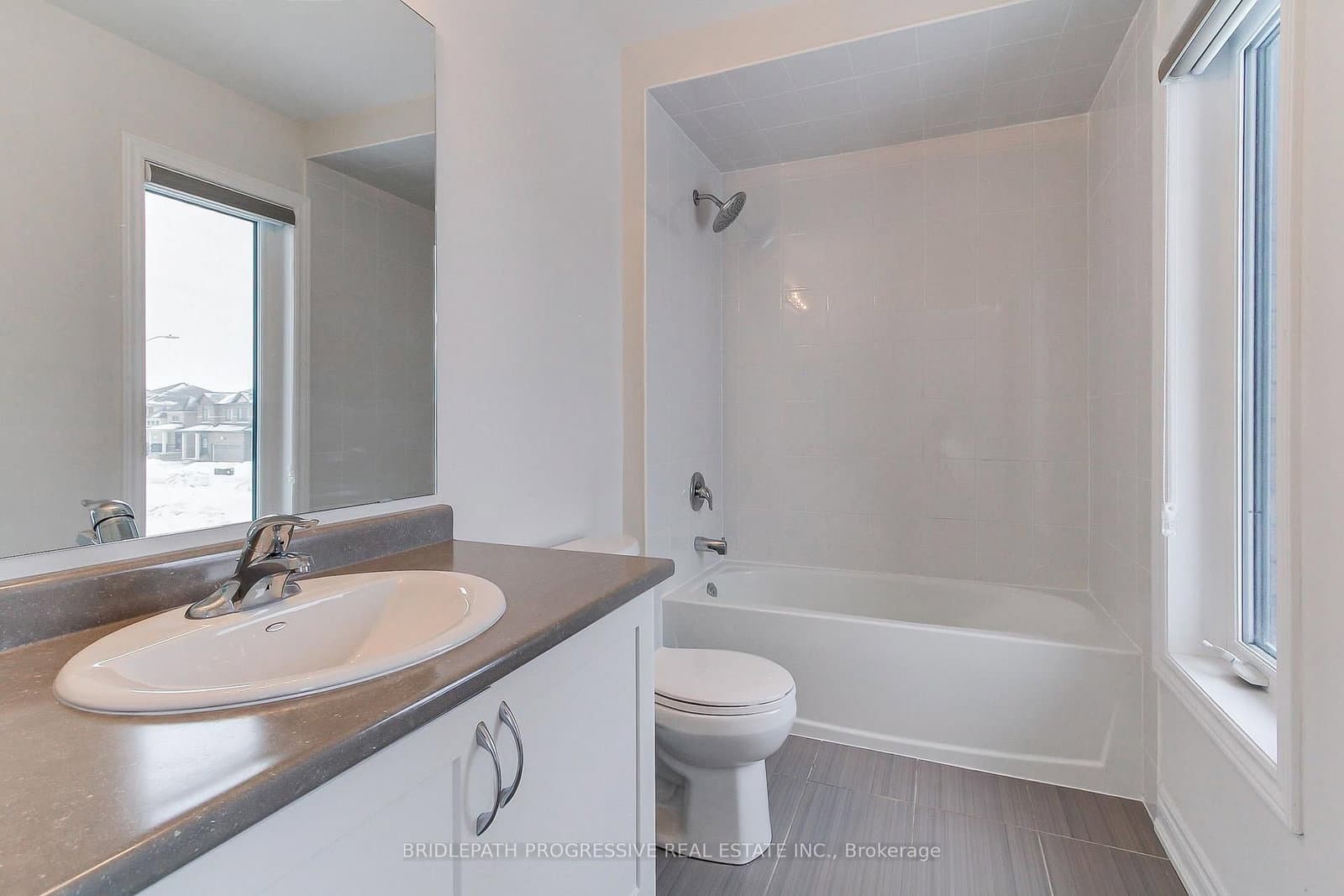 145 Terry Fox Drive thumbnail 21
