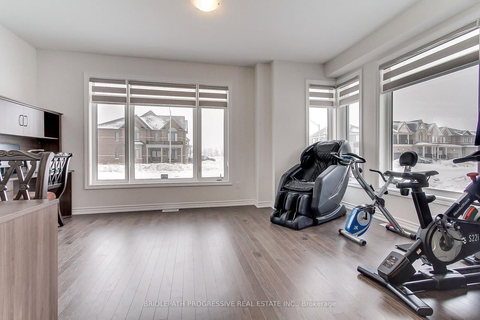 145 Terry Fox Drive thumbnail 6