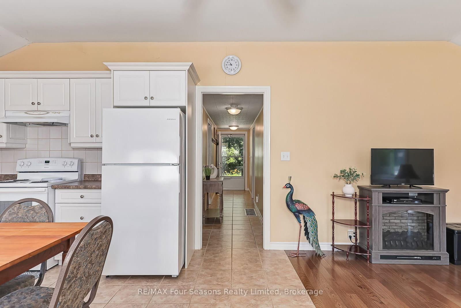 511 Oxbow Park Drive thumbnail 16