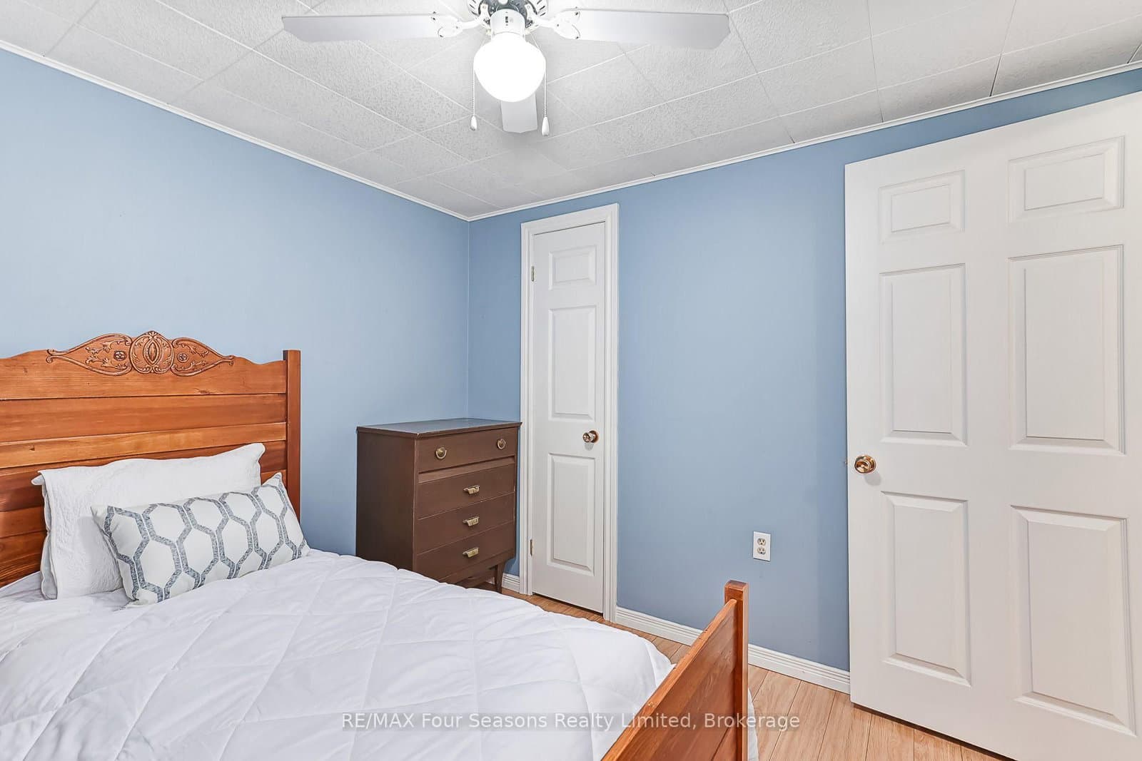 511 Oxbow Park Drive thumbnail 22