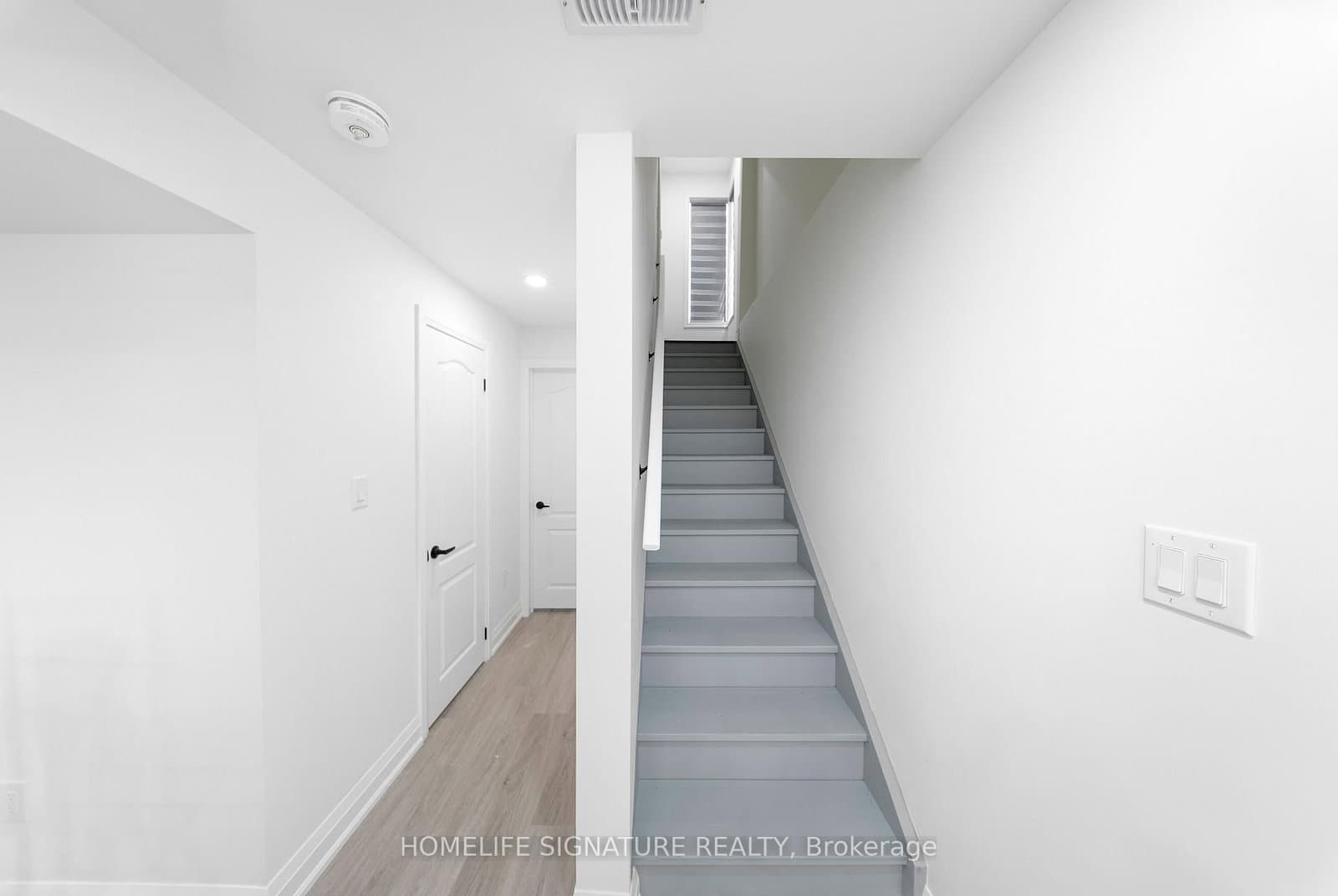 11 Ludlow Drive thumbnail 35