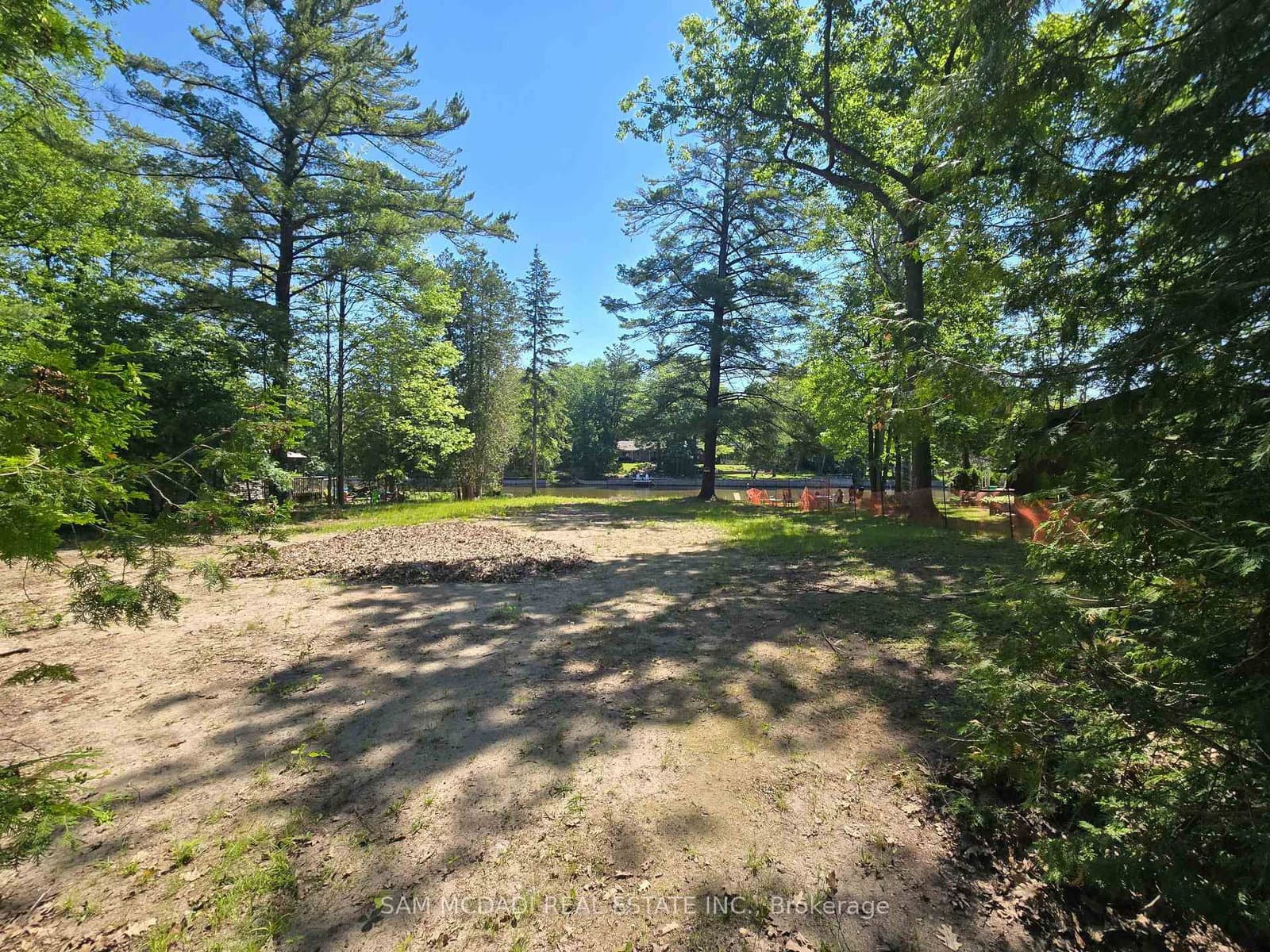 490 Oxbow Park Drive thumbnail 2