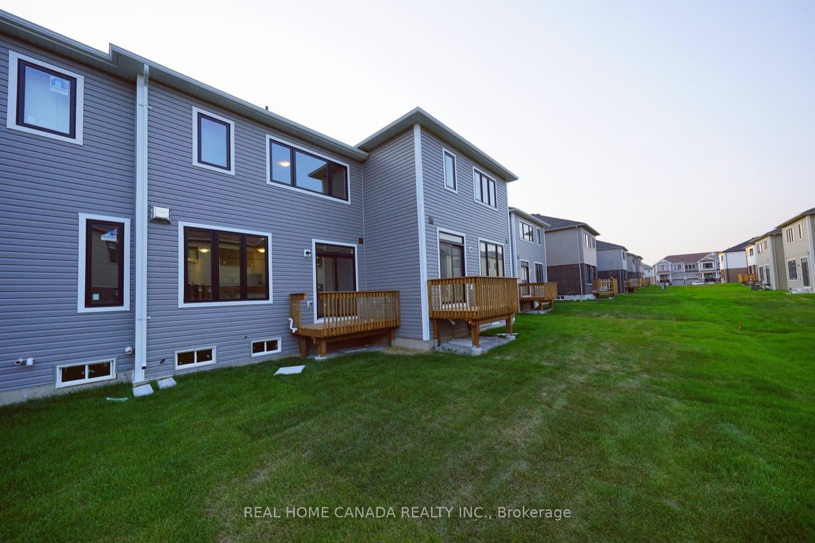 24 Durham Avenue thumbnail 20