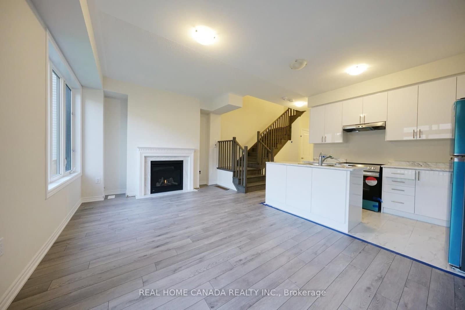 24 Durham Avenue thumbnail 6