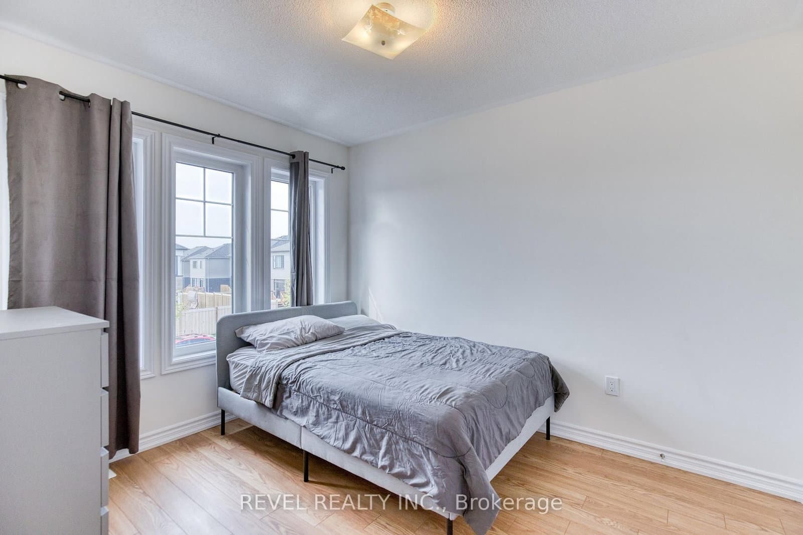 12 Hylton Drive thumbnail 32
