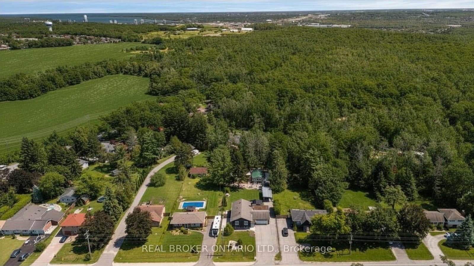 975 Sunnidale Road thumbnail 47