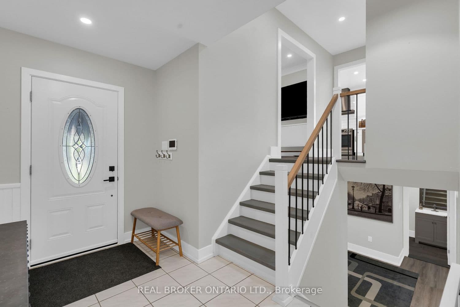 975 Sunnidale Road thumbnail 8