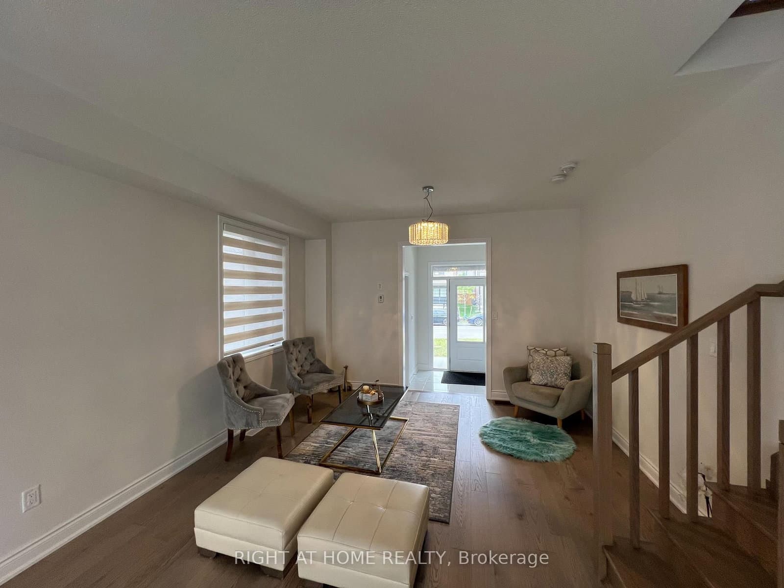 24 Tamworth Terrace W thumbnail 2