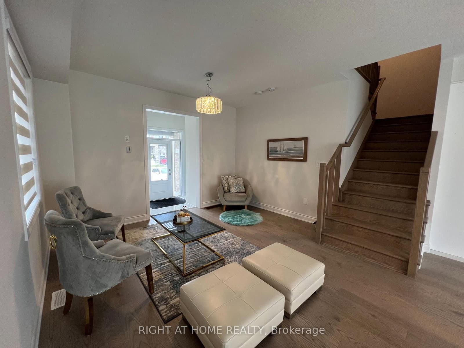 24 Tamworth Terrace W thumbnail 3