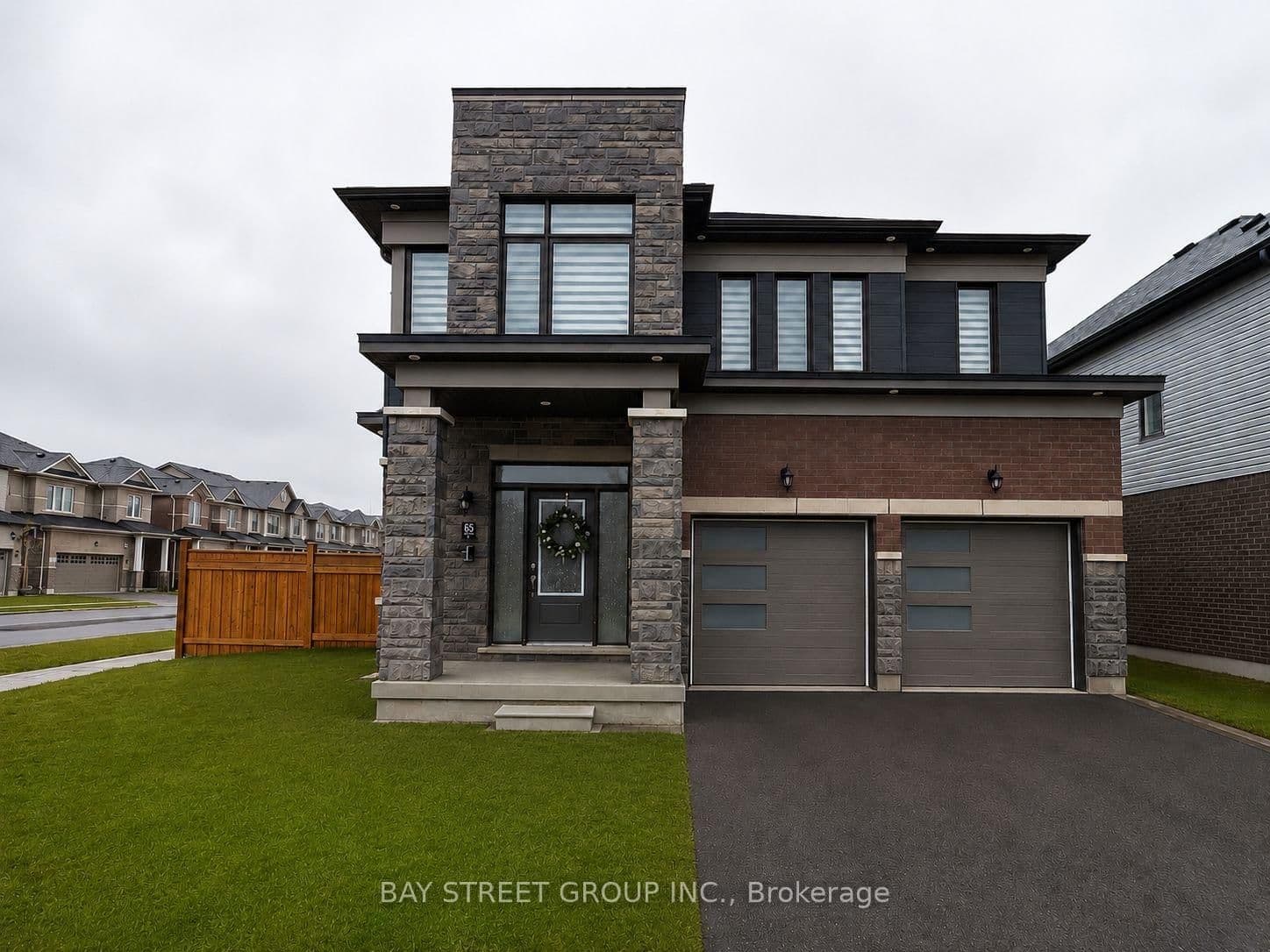 163 Terry Fox Drive Road, Unit Upper Floor - Image 1
