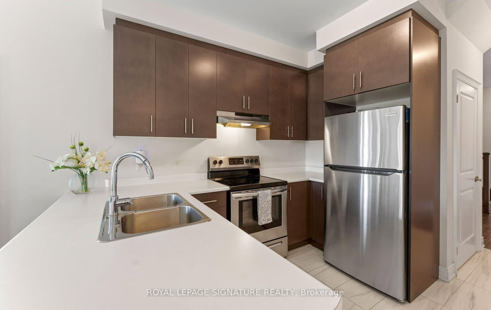 301 Atkinson Street thumbnail 17