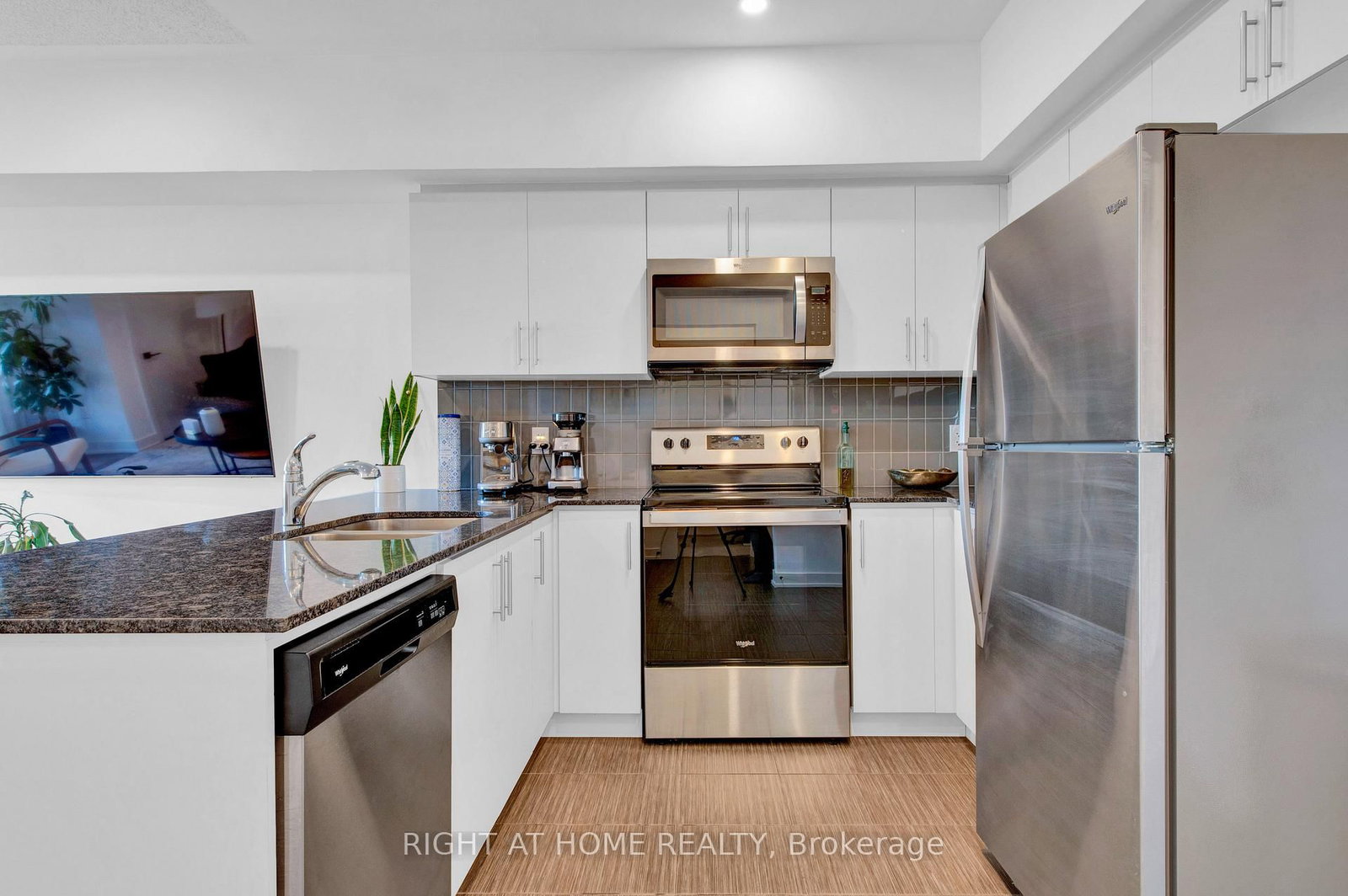 4 Spice Way, Unit 507 thumbnail 14