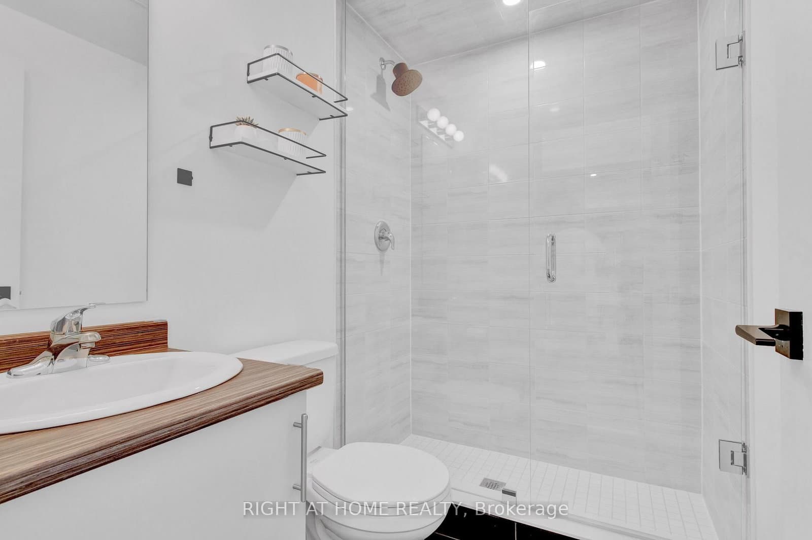 4 Spice Way, Unit 507 thumbnail 21